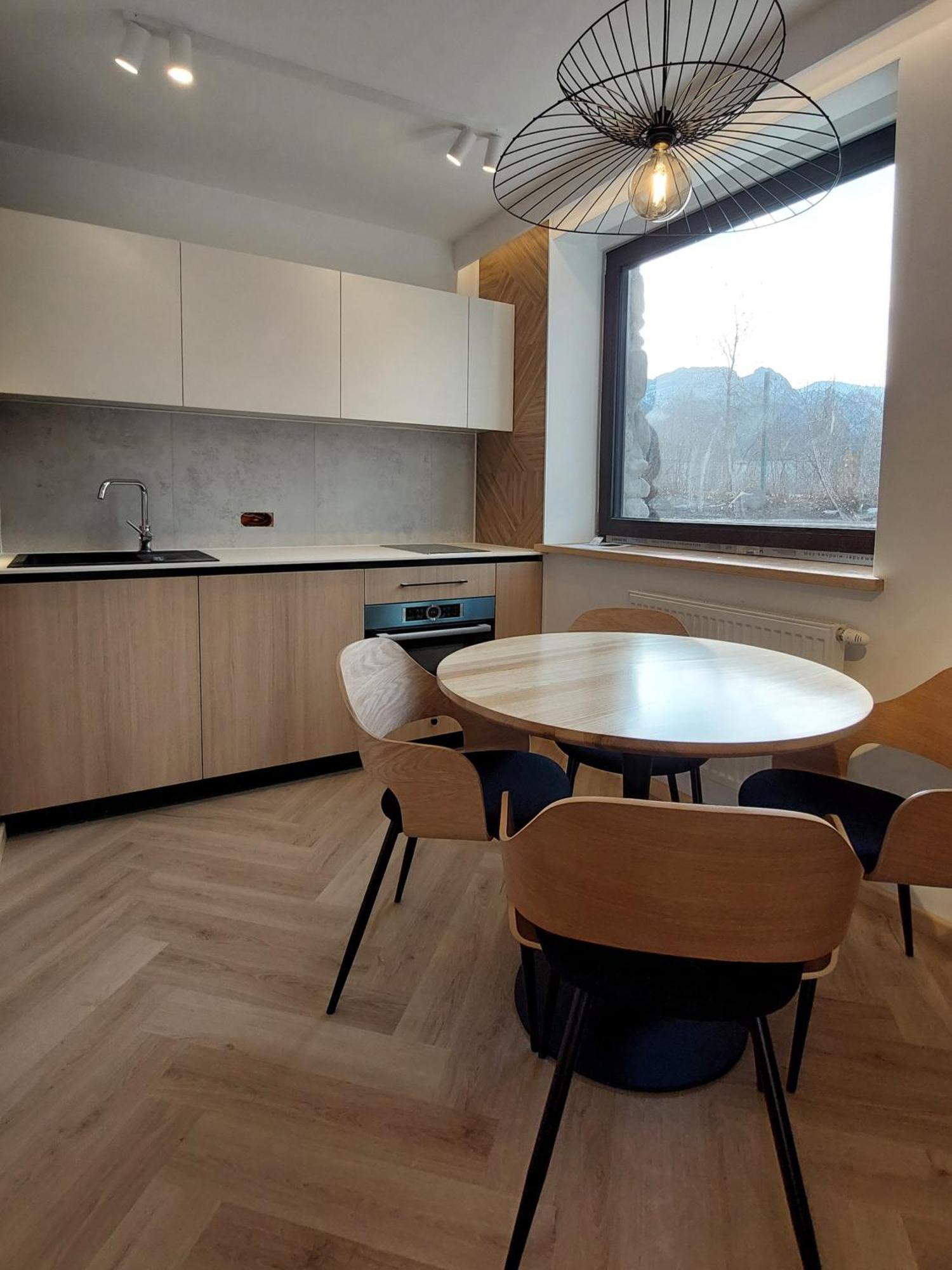 זקופאנה Apartament Na Rowni מראה חיצוני תמונה